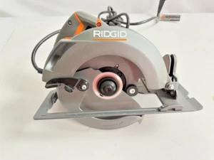 RIDGID 15 Amp 7-1/4 in. Corded Circular Saw  R3205 Factory Renewed Very Nice - Picture 1 of 5