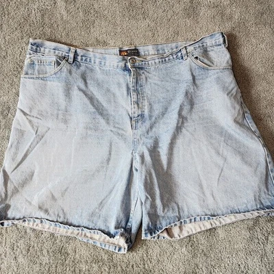 Pantalones cortos de mezclilla Route 66 para hombre lavado ligero tiro alto talla 50 agujero pequeño agachado Foto 1 de 4