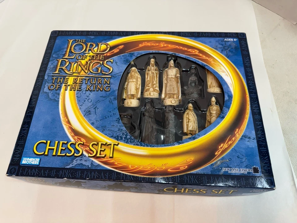 LOTR Lord Of The Rings The Return Of The King - Chess Set 2003 - Image 1 of 4