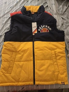 Ellesse Vest. Size L - Picture 1 of 4