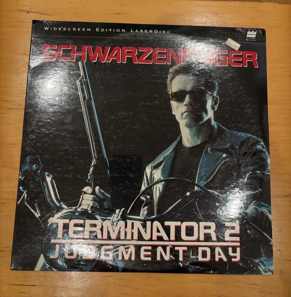 Terminator 2 Judgment Day LD LASERDISC NEW Arnold Schwarzenegger. Foto 1 de 2
