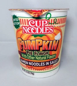 Nissin Tasse Nudeln Ramen Pumpkin Pie Geschmack Thanksgiving Limited Edition! - Bild 1 von 8
