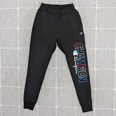 Pantalones deportivos Champion tejido inverso para hombre pequeños negros con logotipo bordado Foto 1 de 4