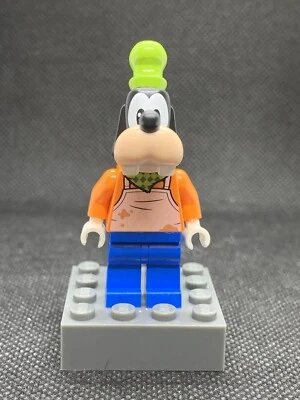 NEW LEGO Goofy Bandana White Apron Disney Minifigure dis052 From Set 10776 - Image 1 of 2