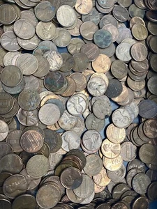 1-Tube of Pre-1983 COPPER Pennies - Picture 1 of 5