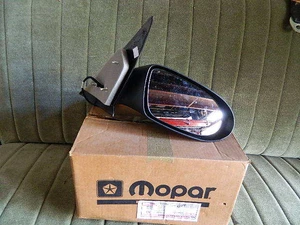1995-1999 Chrysler/Dodge Neon rechter AussenspiegelOutside Mirror, NEU/NOS-MOPAR - Bild 1 von 1