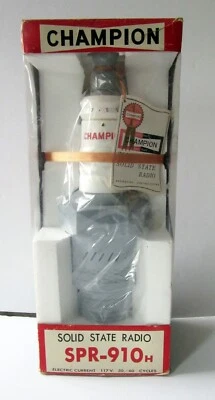 BUJÍA CHAMPION de colección, radio am, NUEVA en la caja, ¡nunca abierta! Foto 1 de 4