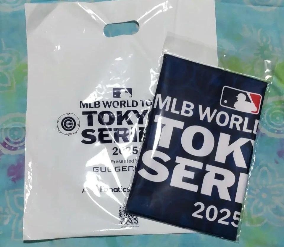 Полотенце с логотипом MLB World Tour Tokyo Series б/у - Изображение 1 из 2