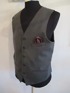 NEW Hart Schaffner Marx Large Charcoal & Burgundy Check Vest MSRP $125 - Picture 1 of 10