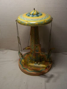 VINTAGE 50er JAHRE J.CHEIN BLECHSPIELZEUG LITHO WIND UP RIDE A RAKETE KARNEVAL FAHRT FUNKTIONIERT - Bild 1 von 8