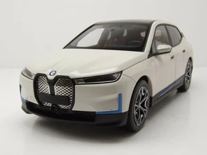 BMW iX 2022 Bianco Metallizzato Modellino 1:18 Minichamps - Foto 1 di 11