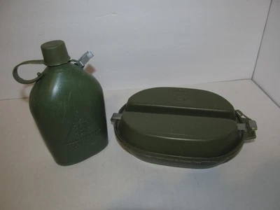 Vintage Monkey Division REMCO WWII Playset Canteen and Mess Kit (Cracked) - Image 1 of 4
