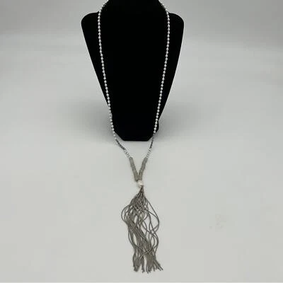 Collar colgante de borla de cadena con cuentas Veronese Foto 1 de 4