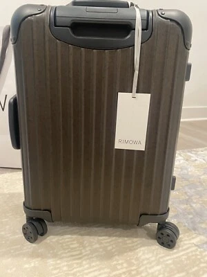 Maleta Rimowa Essential Check-In L - Negra Mate (83263) Foto 1 de 4