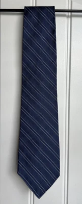 Corbata de seda Paul Fredrick azul a rayas de diseñador Foto 1 de 2