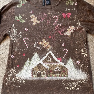 Camiseta de Navidad Top Gingerbread House M Y2K Lentejuelas Bastones de Caramelo Nieve Jason Maxwell Foto 1 de 4