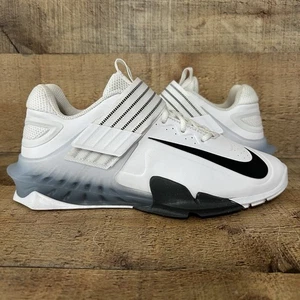 Nike Savaleos sollevamento pesi uomo taglia 6 = donna taglia 7,5 bianco nero CV5708-100 - Foto 1 di 12