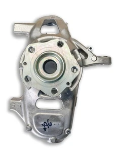 Buje de rueda derecho Ferrari 296 SF90 862457 Front RH Hub Carrier - Imagen 1 de 2