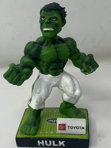 2018 New York Limited Edition SGA Incredible Hulk Bobblehead Marvel 6” Cover