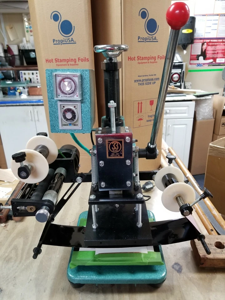 Máquina de carimbo a quente PROPI USA modelo 625578 área de frete grátis: 6-1\4" x 5-3/4"  - Imagem 1 de 4