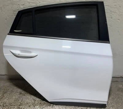 Door Rear Post Right Rh Hyundai Ioniq 2016-2020 - Image 1 of 4