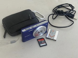 Sony DSC-W730 16.1MP Digital Camera Purple Cyber-shot Compact - Picture 1 of 12