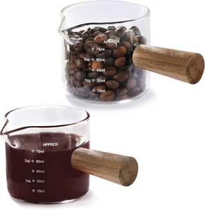 Paquete de 2 tazas medidoras, vaso de chupito de café espresso con mango de madera, vidrio transparente con Du - Imagen 1 de 12