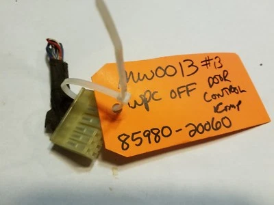 WIRE PLUG CONNECTOR OFF SUPRA DOOR CONTROL THEFT LOCKING ALARM ECM COMPUTER - Image 1 of 4