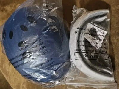 Casco Multideporte Triple Eight 8 XS/S Azul Marino Doble Certificado Monopatín Bicicleta Foto 1 de 4