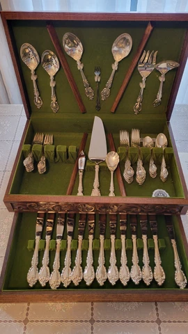 Oneida Heirloom Sterling Silver Pat 1972 BOTTICELLI 12 Place Setting Flatware Cover