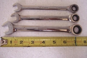 10mm, 14mm, & 7/16" Husky 12-Point Metric & SAE Ratcheting Combination Wrenches - Picture 1 of 2