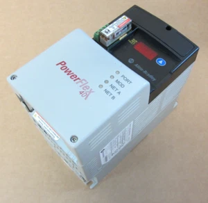 Allen-Bradley PowerFlex 40 VFD con Ethernet 22-COMM-E, 5HP 380-480V. 22D-D010N104 - Imagen 1 de 14