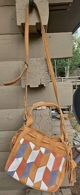 NUEVO Bolso Bandolera Linea Pelle LP Bronceado Suave Guijarro Cuero Grano Completo Foto 1 de 4