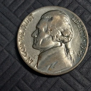 1944 U.S. D Mint Jefferson Nickel Struck Through & Die Crack - Picture 1 of 9