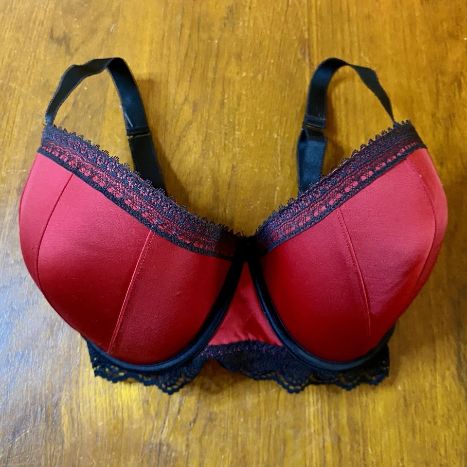 Wonderbra Mujer 32DDD Rojo Satinado Encaje Luz Acolchado Con Aros Foto 1 de 4