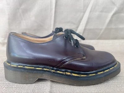 Vintage Dr Martens Oxford Shoes, Made In England Burgundy UK 2 - Image 1 of 4