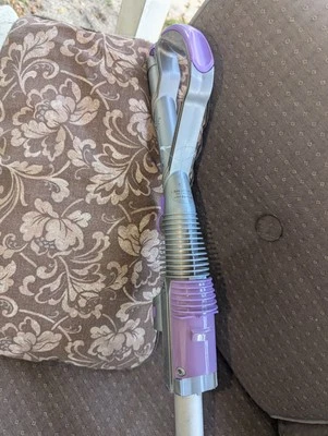 Aspiradora vertical Dyson DC07 DC14 MONTAJE MANGO DE PARED Foto 1 de 4