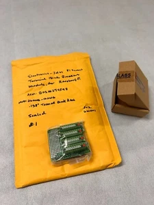 Electronics-Salon - PiScrew Terminal Block for Raspberry Pi - Sealed - No. 1 - Picture 1 of 9