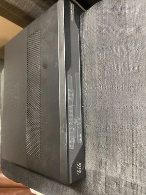 Cisco C891F-K9 890 Series 1 Port SFP 8 Port Integrated Services Router NO CORD - Image 1 of 3