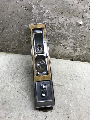 Interruptor ventana trasera pasajero derecho Buick Electra Park Avenue 85 86 87 88 89 Foto 1 de 3