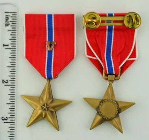 Bronze Star Medal (BS) with Valor "V", Vietnam War to Date, full size USA made. - Bild 1 von 1