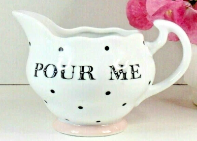 Creamer Pitcher White Ceramic Black Pink Polka Dots "Pour Me" by Magenta Foto 1 de 4