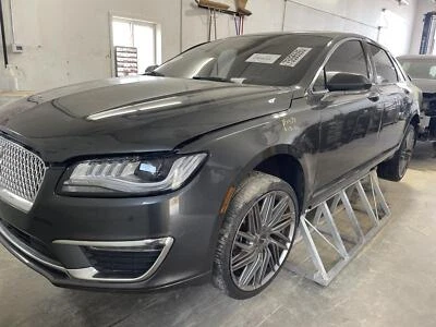 Used Fuse Box Engine fits: 2017 Lincoln Mkz 1.5L w/rain sensor Grade A - Image 1 of 4