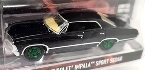 Greenlight 1/64 Chevrolet Impala 1967 Black CHASE Edition Modellauto - Bild 1 von 4
