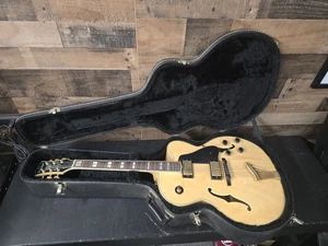 1980s Samick HJ650 Hollow Body Electric Guitar W/Hard Shell Case BEAUTY - Picture 1 of 15