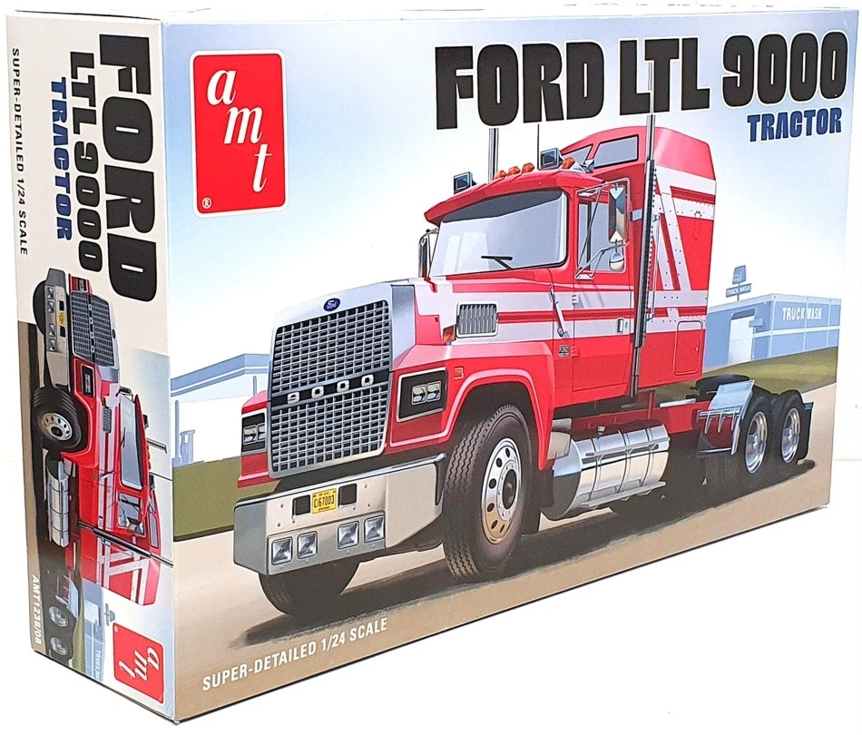 AMT 1/24 Scale Unbuilt Kit AMT1238/08 - Ford LTL 9000 Tractor Truck - Image 1 of 4
