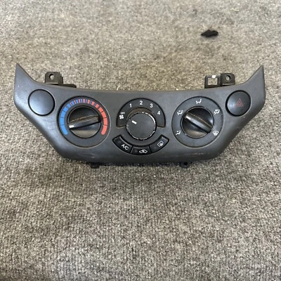 2007-2011 Chevrolet Aveo Ac Heater Climate Control 212585 - Image 1 of 4