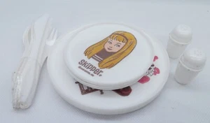 RARO Platos de Juguete Patrón Vintage de Plástico Juego de Fiesta de Té c.1964 Mattel - Imagen 1 de 6
