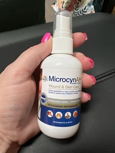 Microcynah Wound and Skin Care Spray For Horse, Dogs, Cats, Rabbits, Birds,  3Oz - Picture 1 of 3