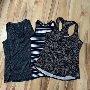 Lot Of 3 Athleta Tank Tops Sz Small Black Floral, Blue Space Dye, Black & White - Picture 1 of 15